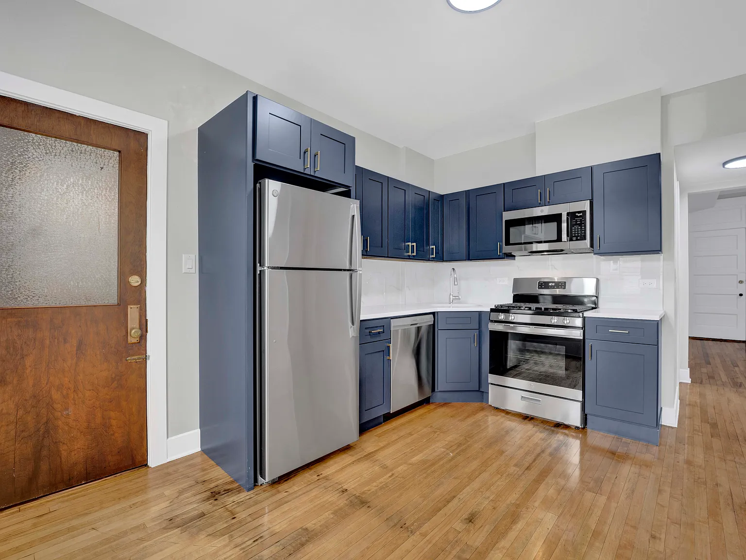 2 bed, $2,495 — Photo 3