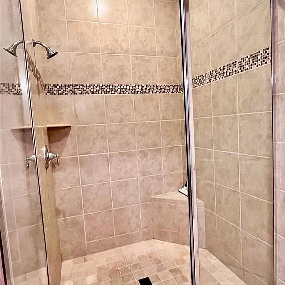 190 Shadroe Cove Cir #703 — Photo 12