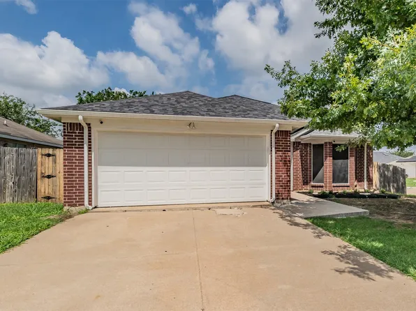 7000 Rovato Dr, Arlington, TX 76001