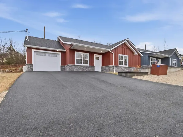 7 Lions Club Rd, Fox Pt, NS B0J 1T0