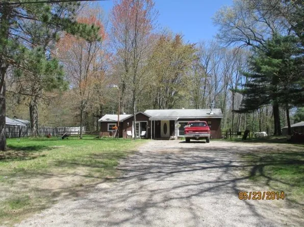 310 S Walhalla Rd, Fountain, MI 49410