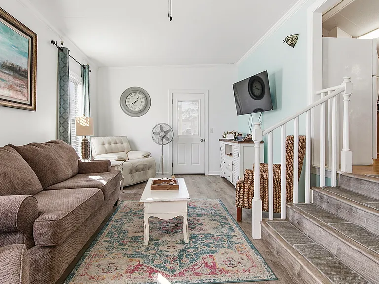 1219 Thomas Dr #91 — Photo 5