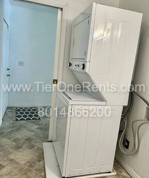 2277 E Atkin Ave — Photo 10