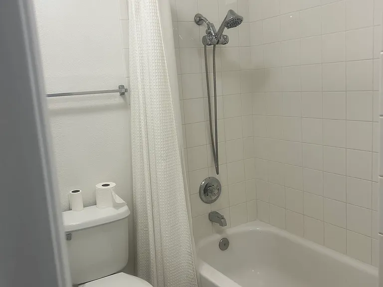 4823 S Torrey Pines Dr #103 — Photo 4