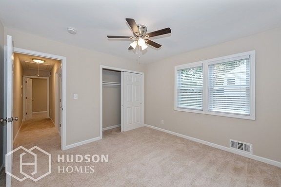 5th image of 18 Marsha Ln