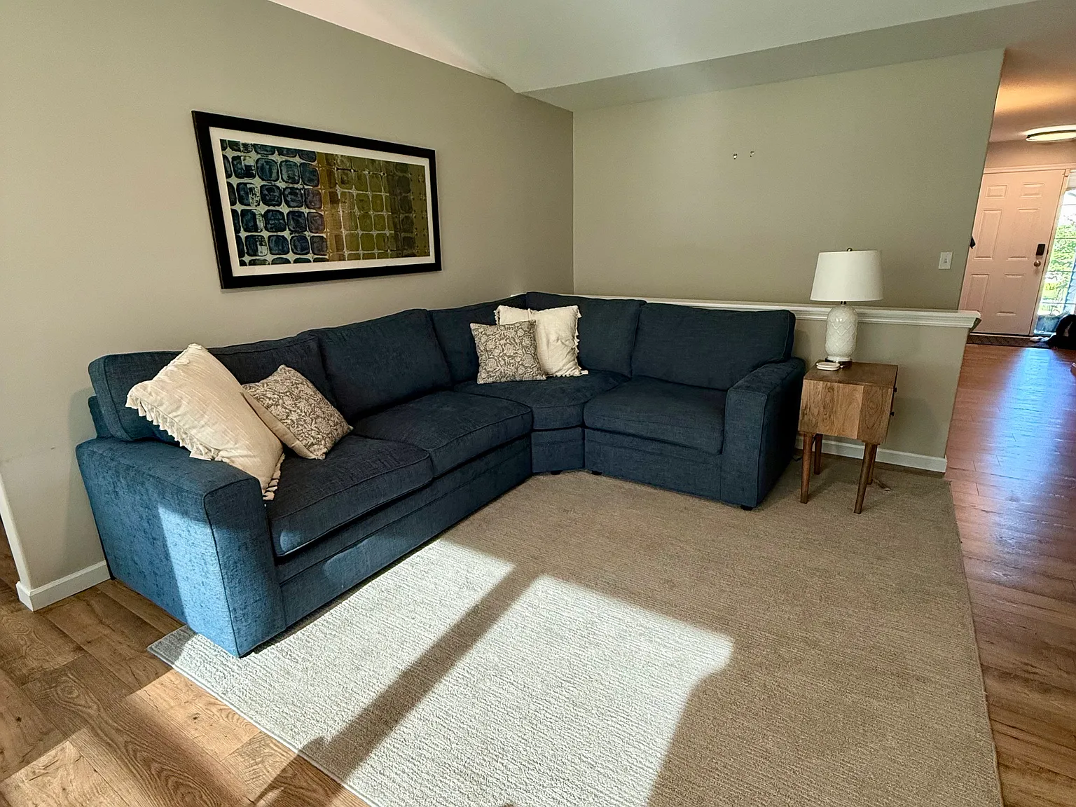 5 bed, 2561 sqft, $2,800 — Photo 3
