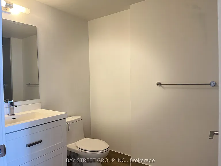 50 Wellesley St E #2906 — Photo 6