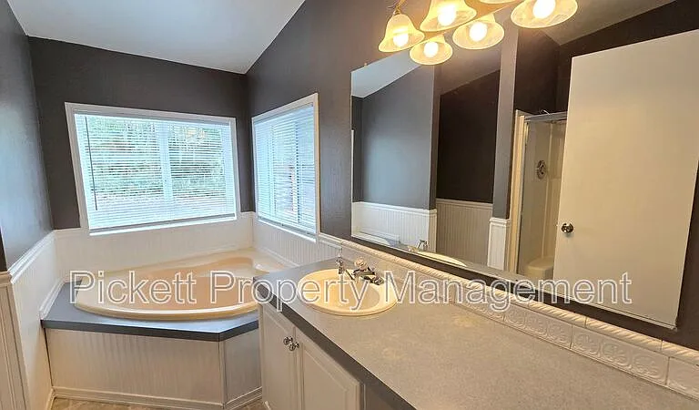 331 Dewatto Rd W — Photo 13