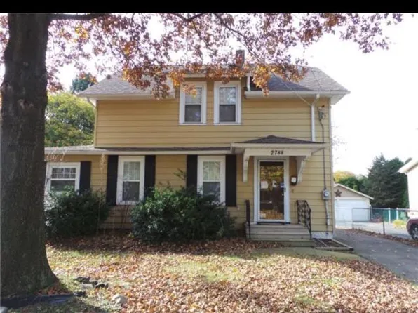 2788 Tifft St, Cuyahoga Falls, OH 44221