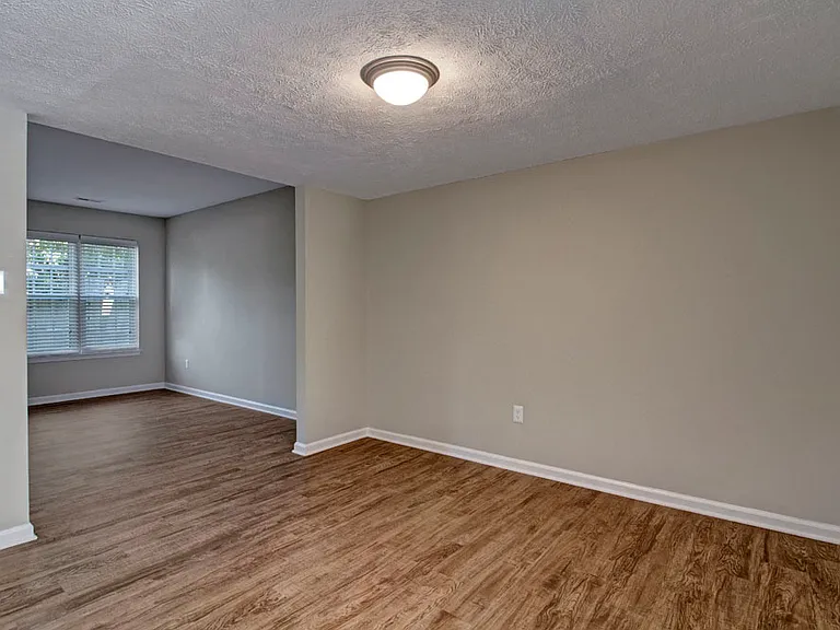 2112A Criston Dr — Photo 20