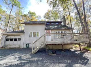 114 Maxatawny Dr, Pocono Lake, PA 18347