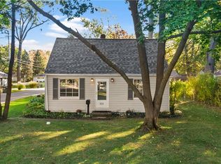 321 Inwood Blvd, Avon Lake, OH 44012