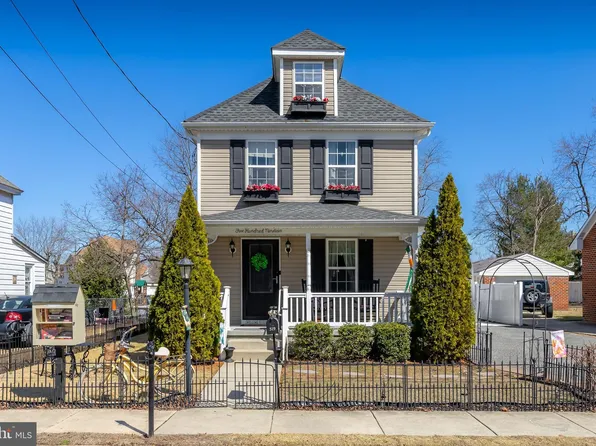 519 Democrat Rd, Gibbstown, NJ 08027