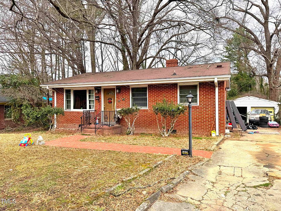 1st image of 2607 Sater St