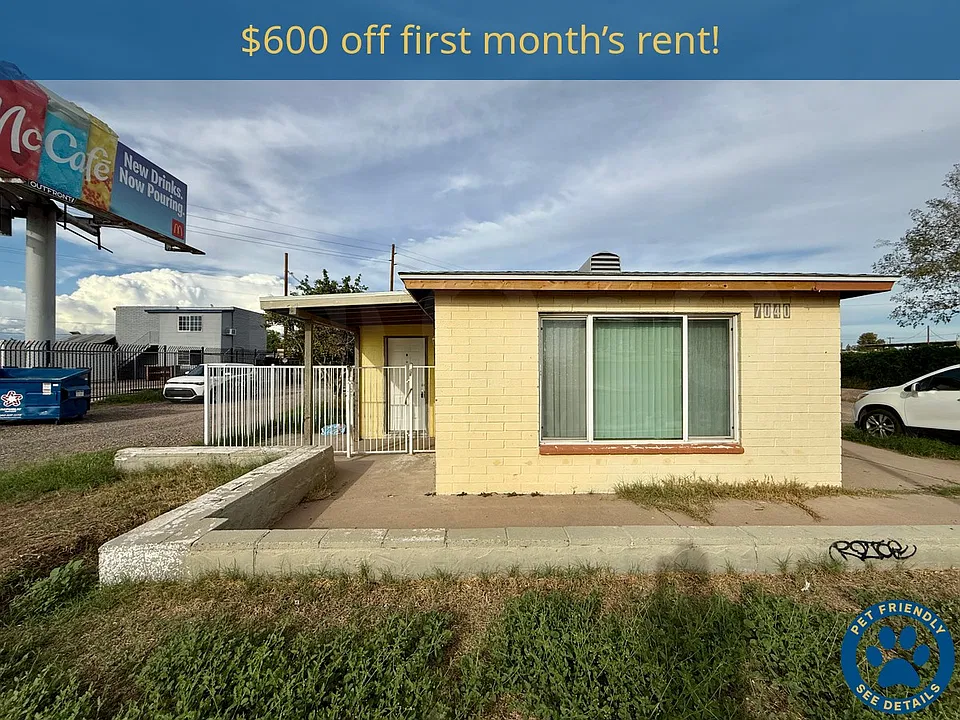 7040 NW Grand Ave #1