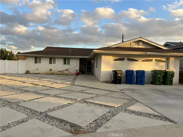 13182 Fernmont St, Sylmar, CA 91342