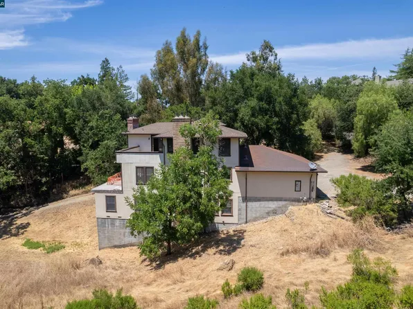 1241 Laverock Ln, Alamo, CA 94507