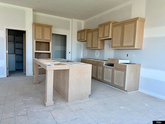 5th image of 12019 S 44th St