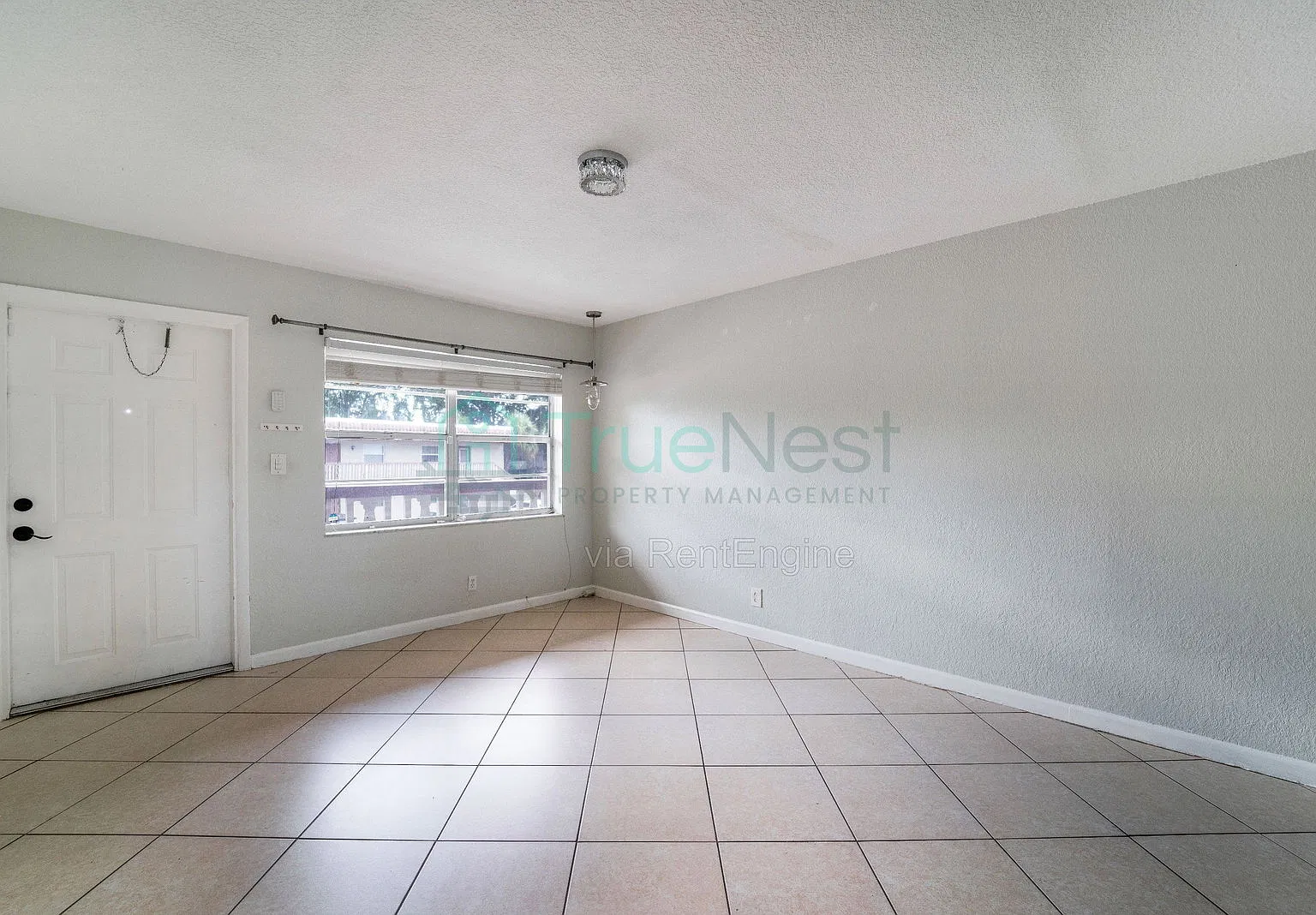2 bed, 1.5 bath, $2,100 — Photo 3