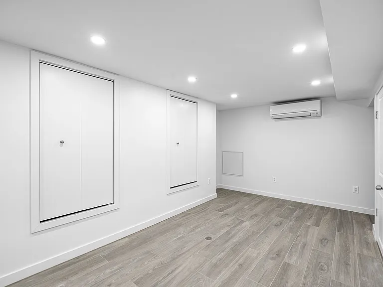 132 Carroll St #1 — Photo 27