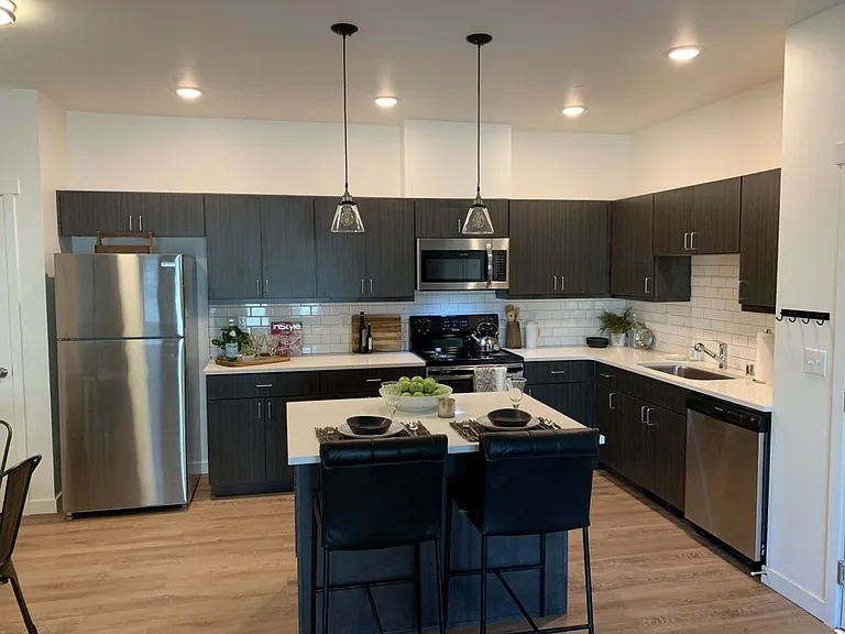 Tumwater Pointe Apartments — Photo 1