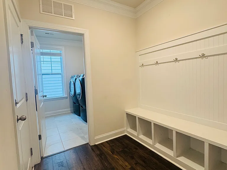 4959 Tacoma Dr — Photo 15