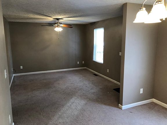 2nd image of 2700 Gray St