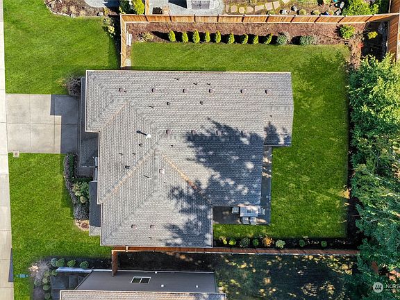 4th image of 8202 S 15th Street