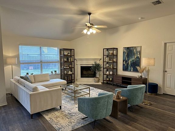 3rd image of 2805 Quarter Horse Ln