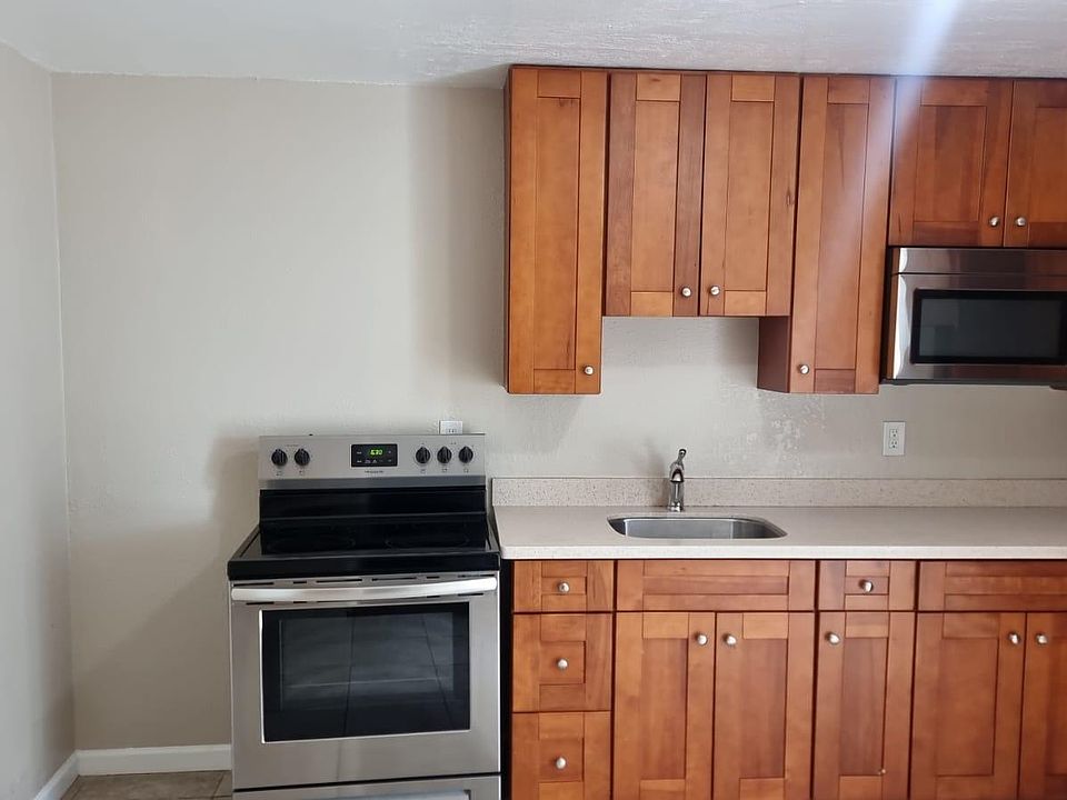 1st image of 266 El Dorado Dr