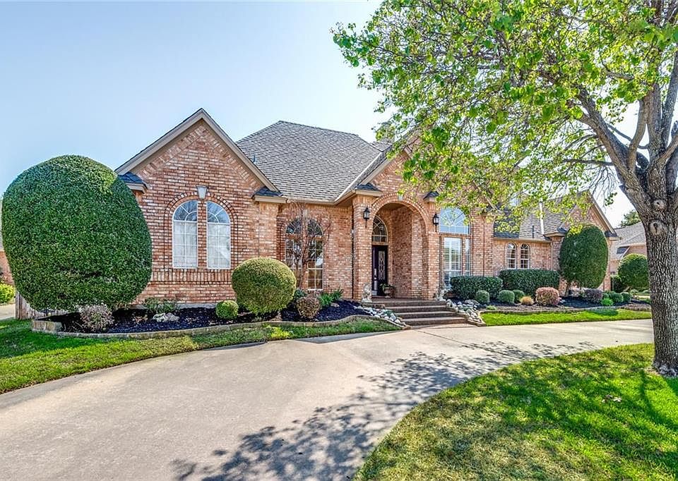 1st image of 2501 Heather Glenn Ct