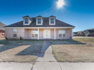 800 Dennis Foster Cv, Marion, AR 72364
