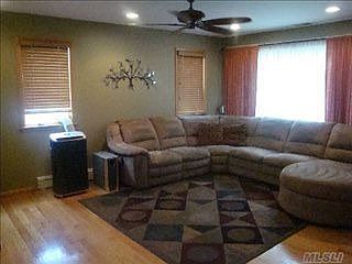 4th image of 260 Baylawn Ave