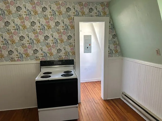 2 bed, 3.0 bath, 870 sqft, $2,000 — Photo 3