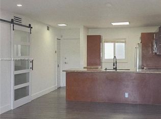 7707 Camino Real #B411, Miami, FL 33143