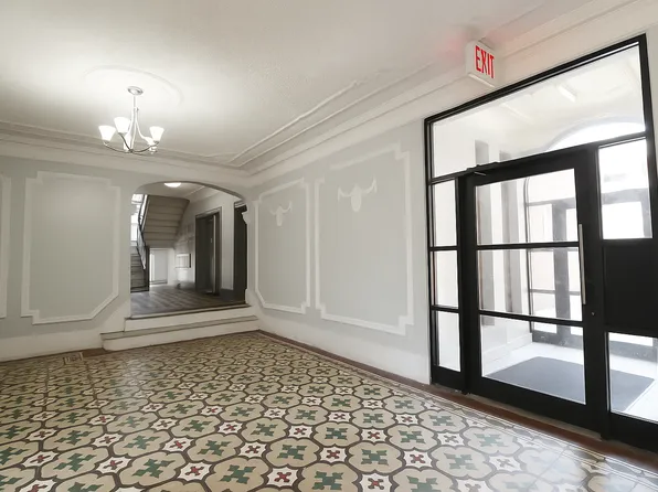 666 Hancock Street image 12 of 12