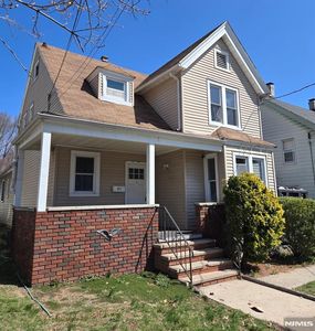 91 Charles St, Englewood, NJ, 07631