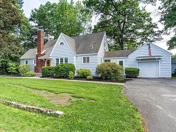 5th image of 125 Mystic Ave