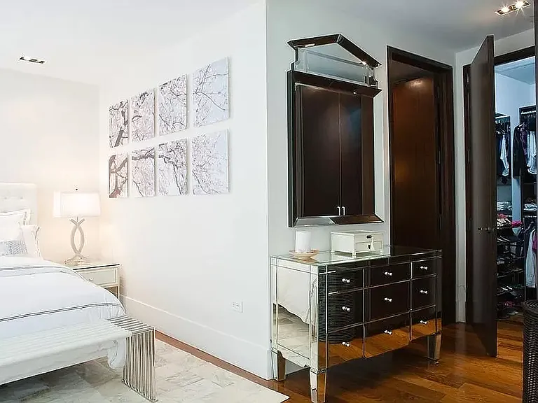 40 Broad St #10B — Photo 2