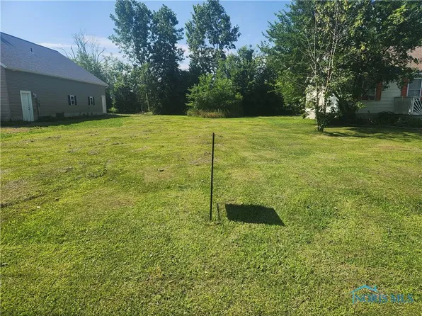 380 Anchor Ln, Middle Bass, OH 43446