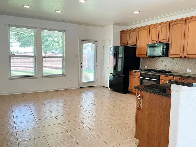 4435 Wellington Grove Ln — Photo 9