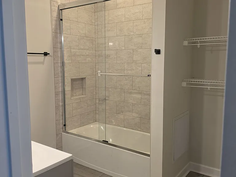 479 Byrne St — Photo 5
