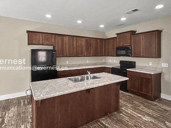 2nd image of 5860 Cheshire Cove Trl