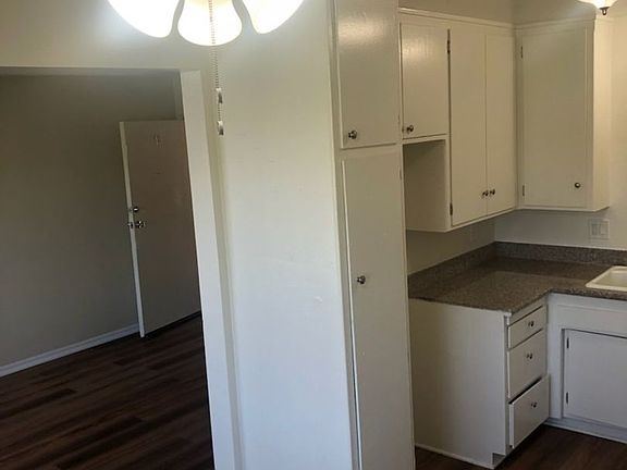 5th image of 3615 W 104th St APT 19