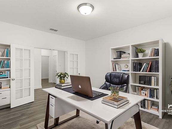 1316 Burgess Street - Study