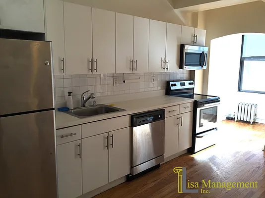 Rented by Lisa Management Inc | media 21