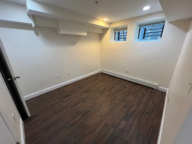 96 Washington Street — Photo 14
