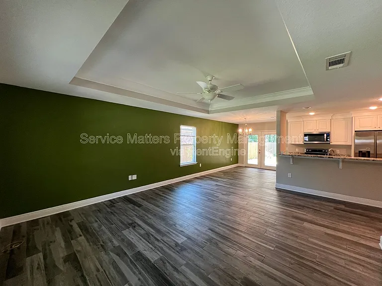 2965 N 14th Ave — Photo 6