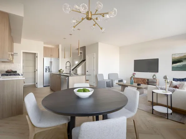 20620 43rd Ave NW, Edmonton, AB T6M 0R8