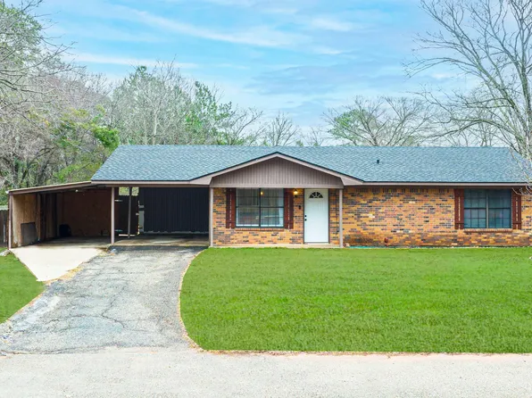 177 Norma St, Gladewater, TX 75647